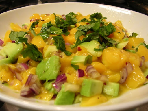 receta ensalada aguacate y mango